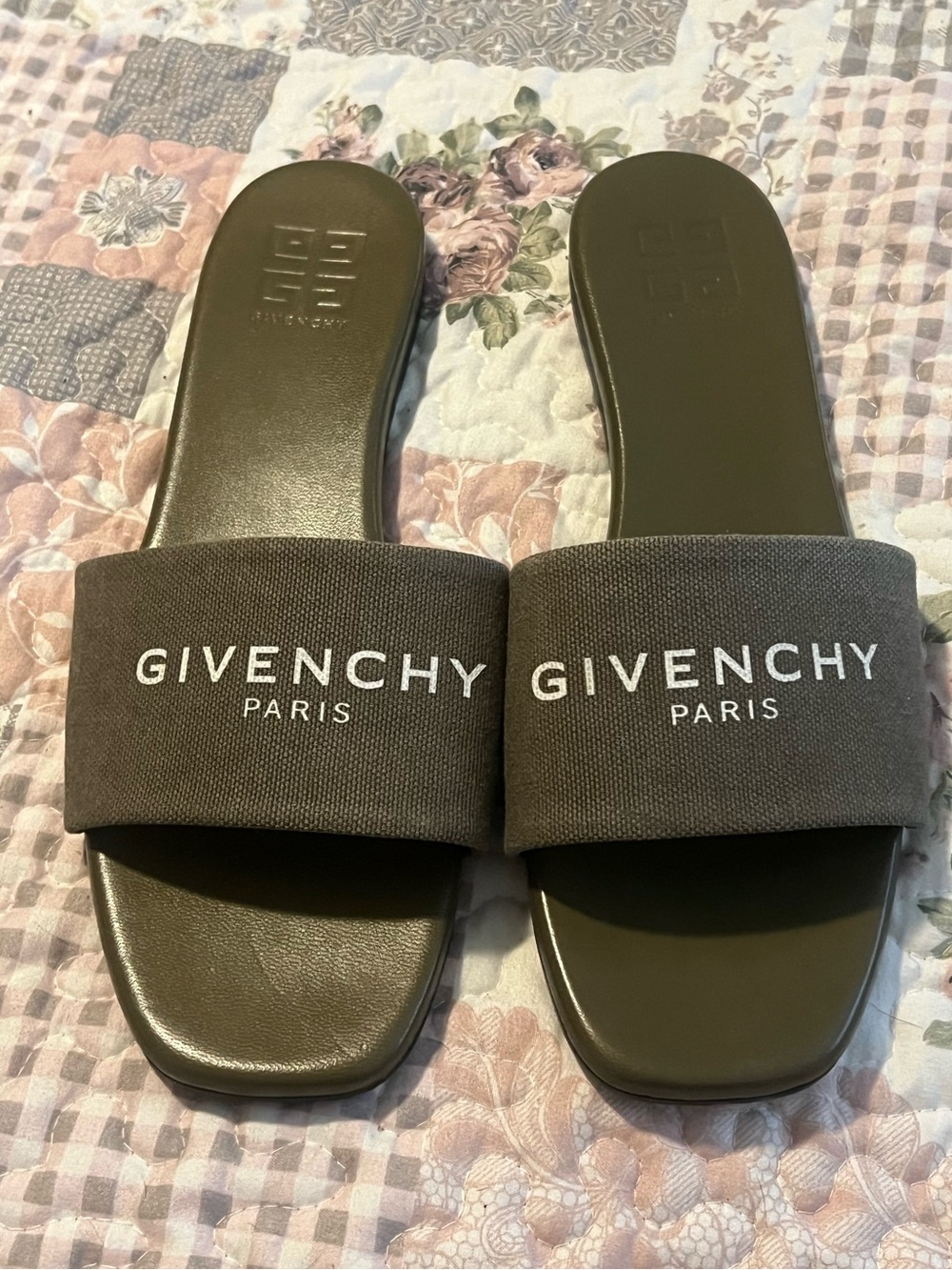 Givenchy Women’s 4G Olive Green Branded Slide Sandals